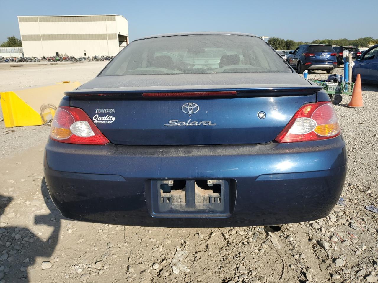 2002 Toyota Camry Solara Se VIN: 2T1CE22P22C010588 Lot: 73701674