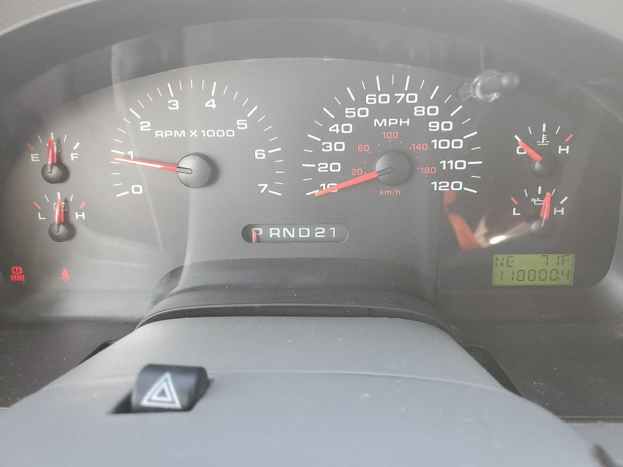 2004 Ford F-150 - Image 9