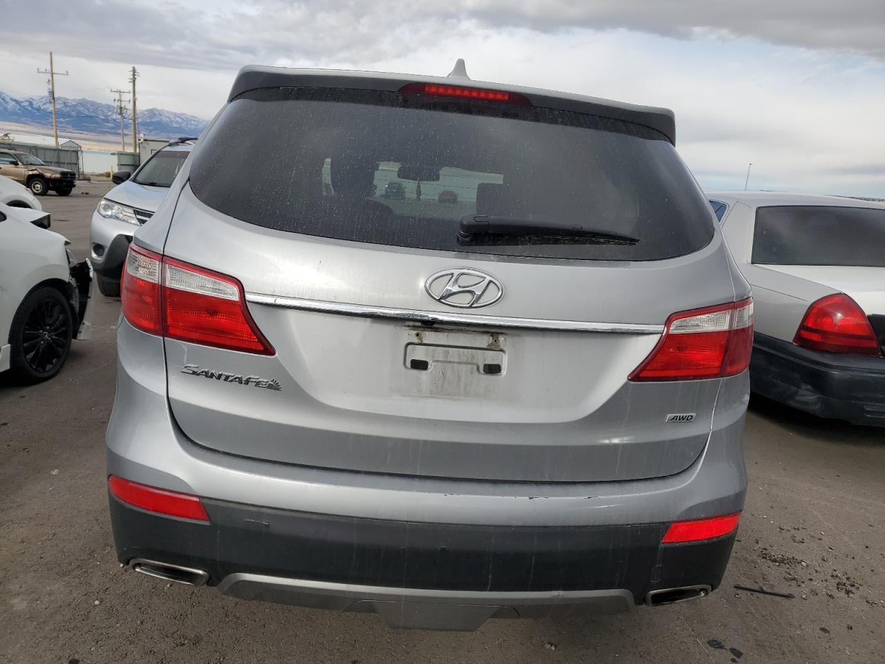 2013 Hyundai Santa Fe - Image 6