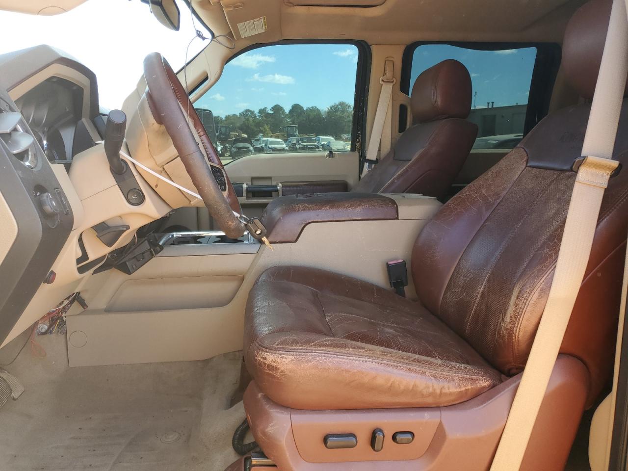 2012 Ford F250 - Image 7