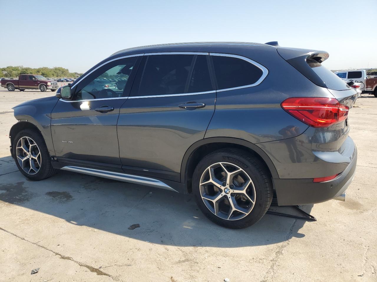2018 BMW X1 - Image 2