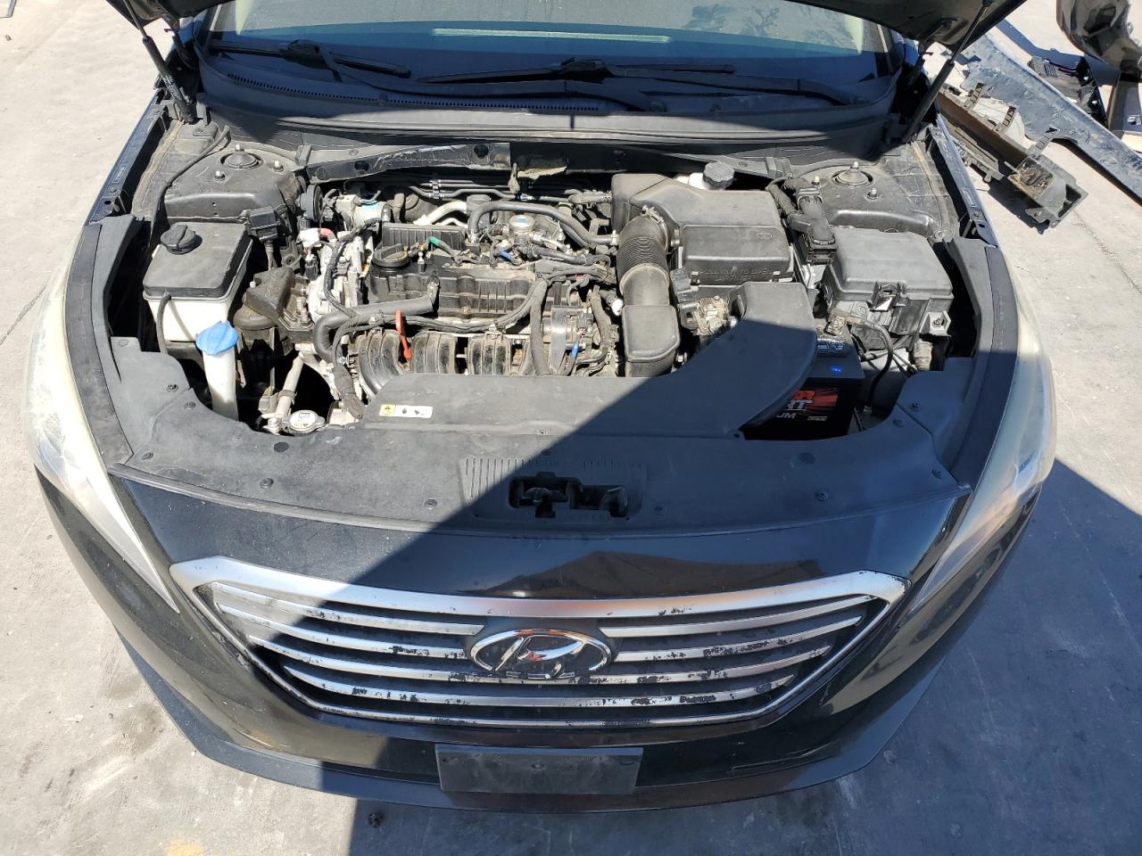 2015 Hyundai Sonata - Image 11