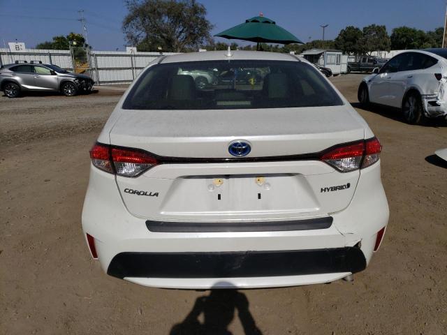 JTDEAMDE8MJ030587 Toyota Corolla LE 6