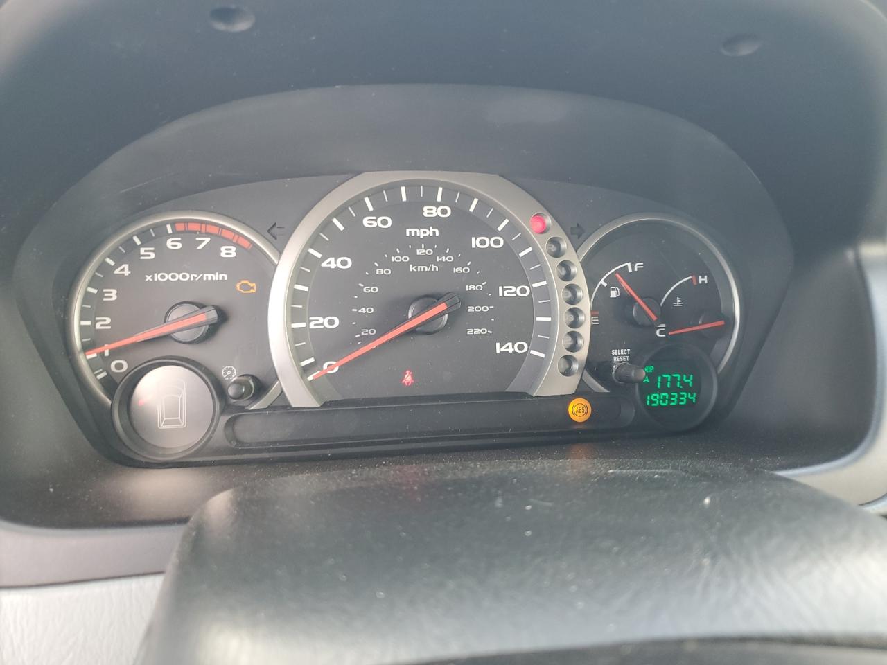 2004 Honda Pilot - Image 9