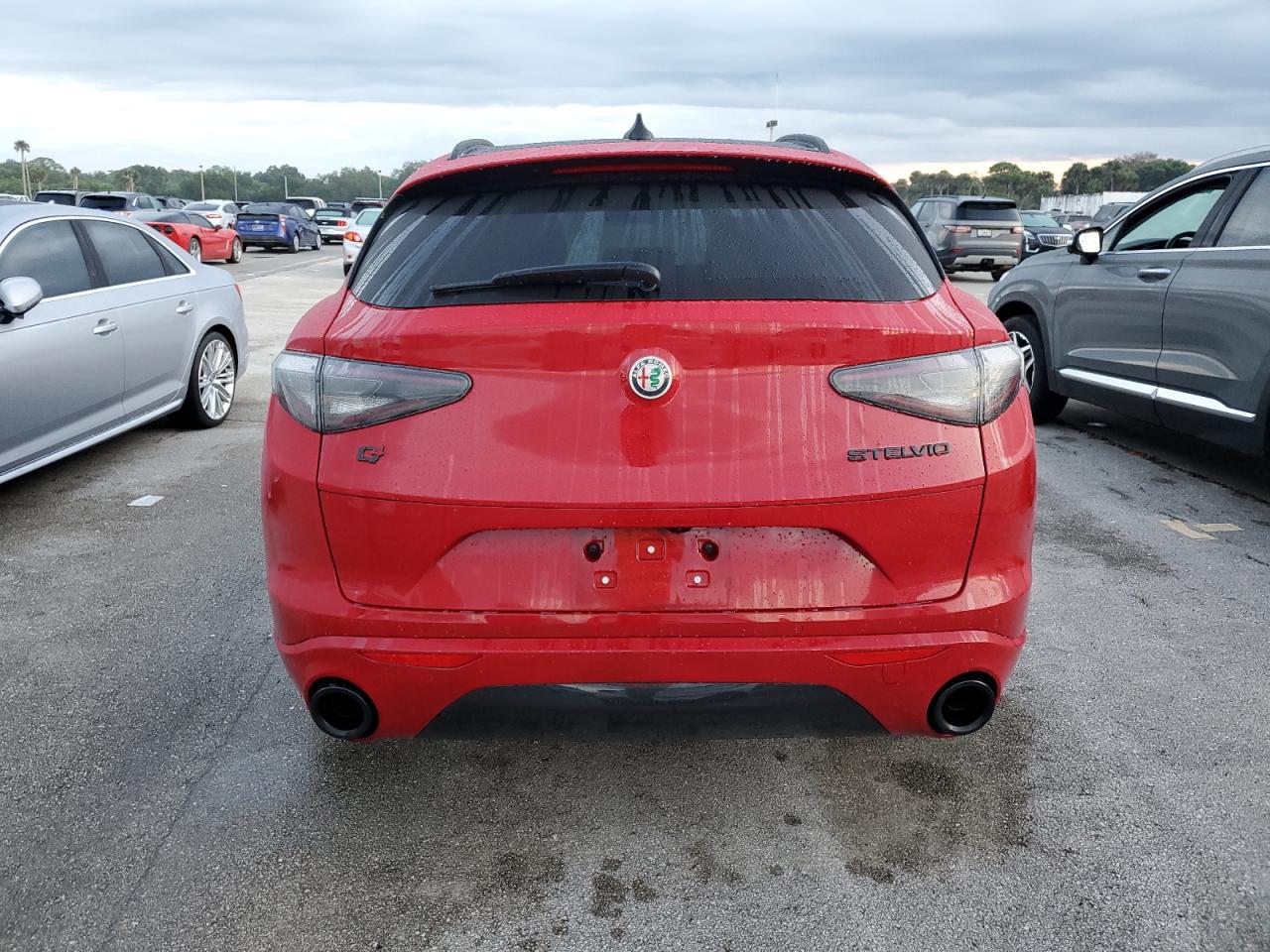 2020 Alfa Romeo Stelvio - Image 6