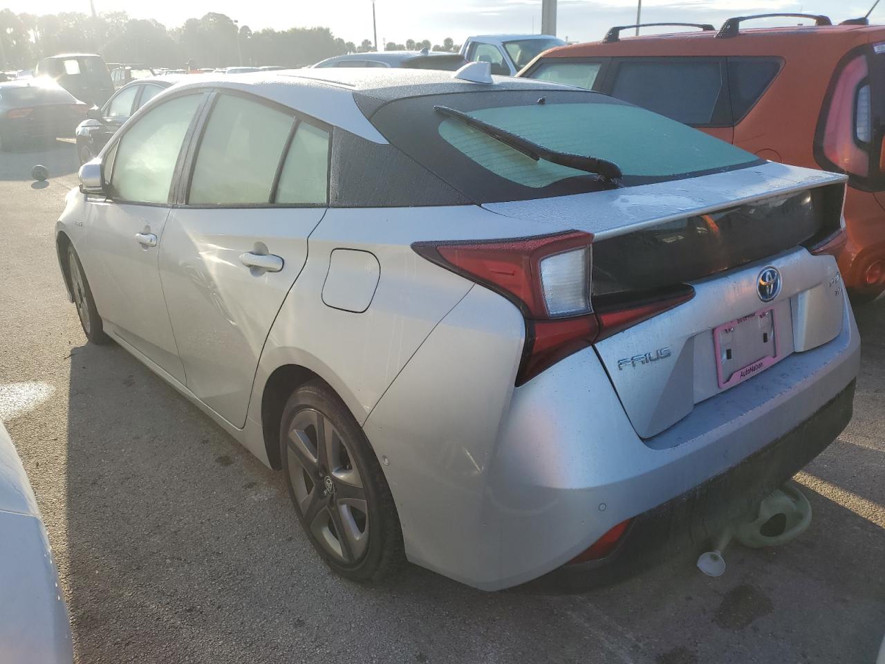 2020 Toyota Prius - Image 2