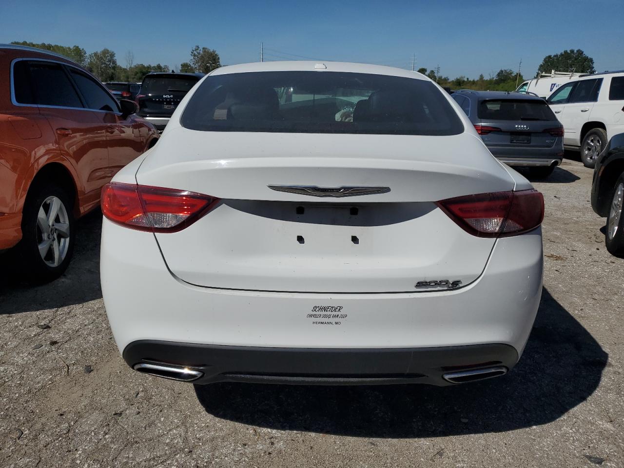 2015 Chrysler 200 S VIN: 1C3CCCBG7FN516212 Lot: 73102844