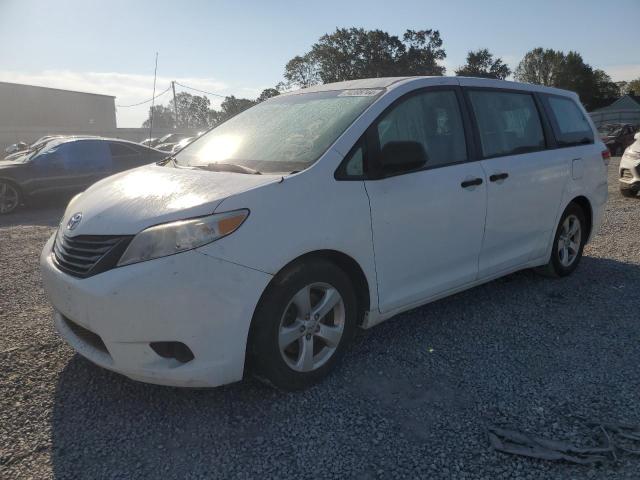 2011 Toyota Sienna 