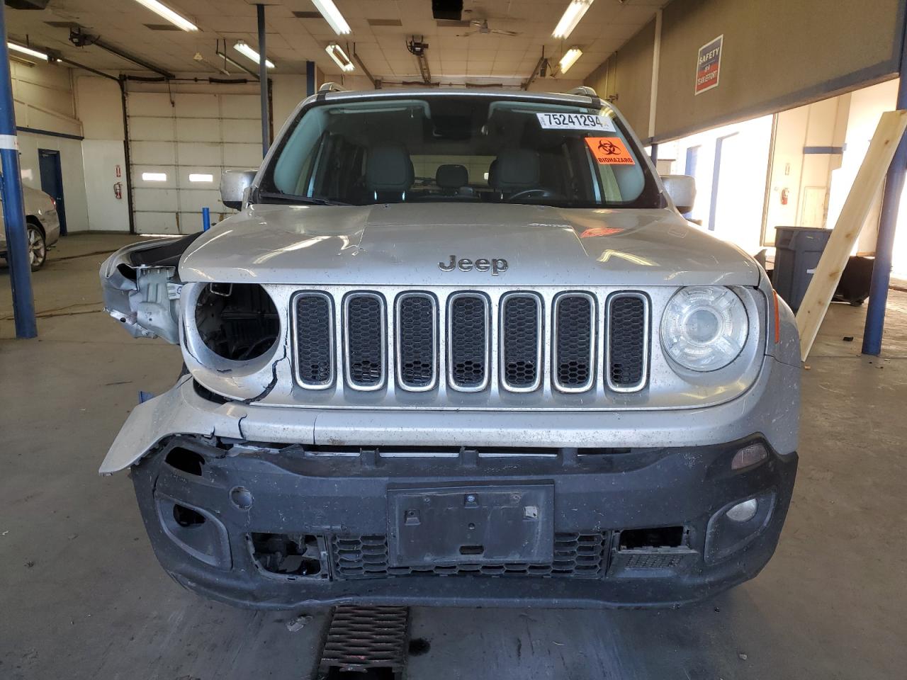 VIN ZACCJBDB0HPF40617 2017 JEEP RENEGADE no.5