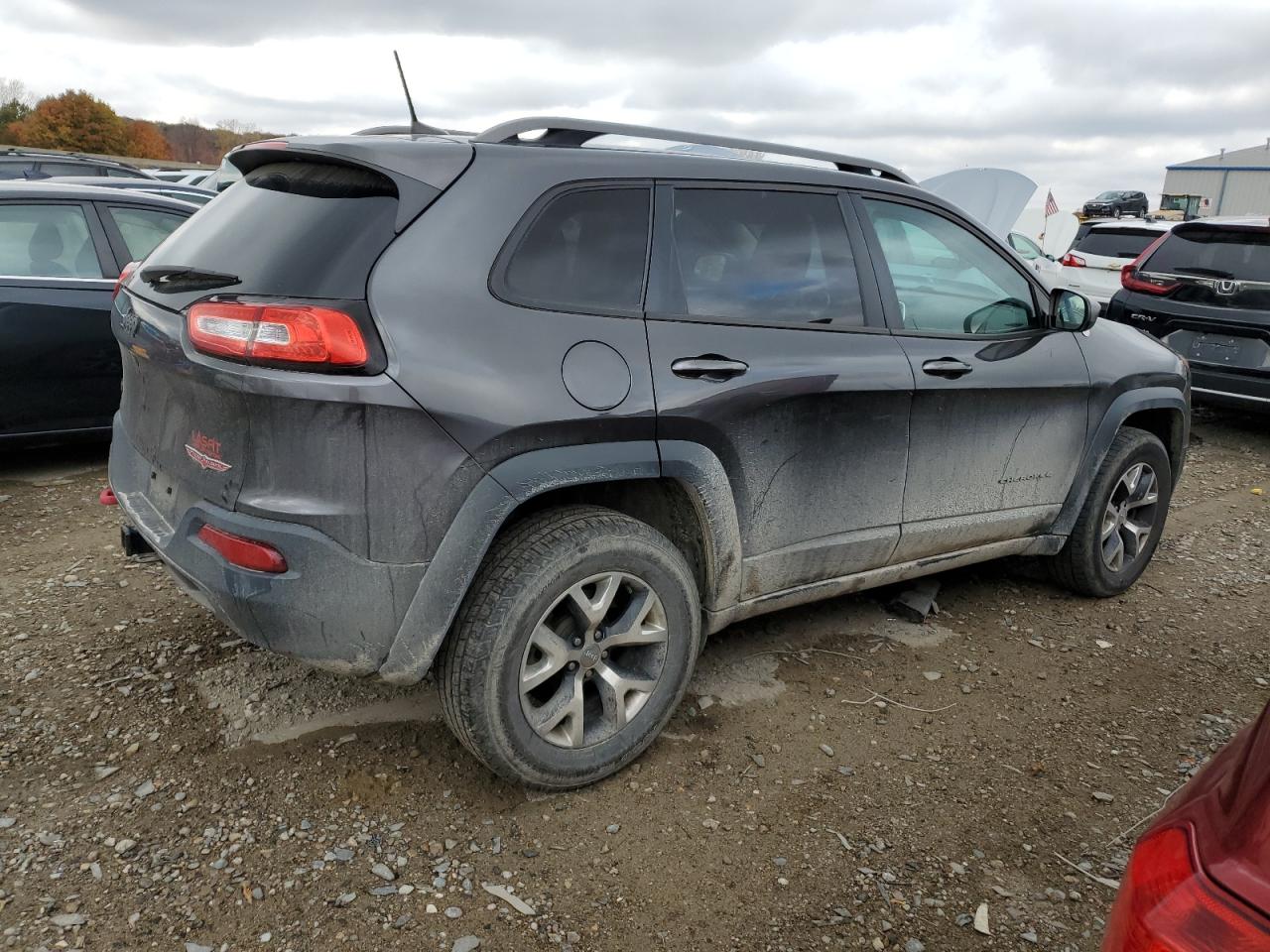 2016 Jeep Cherokee - Image 3
