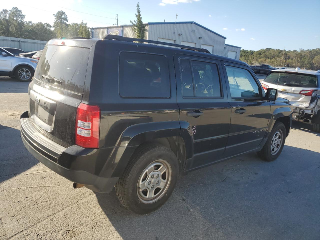 VIN 1C4NJPBA9ED753091 2014 JEEP PATRIOT no.3