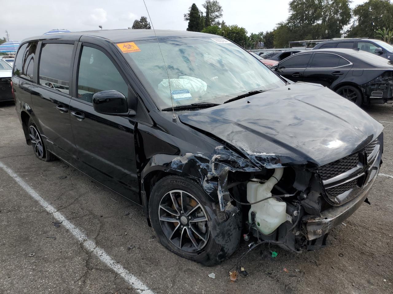2018 Dodge Caravan - Image 4