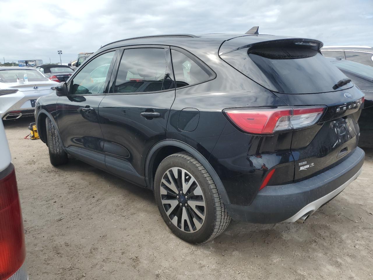 2020 Ford Escape - Image 2
