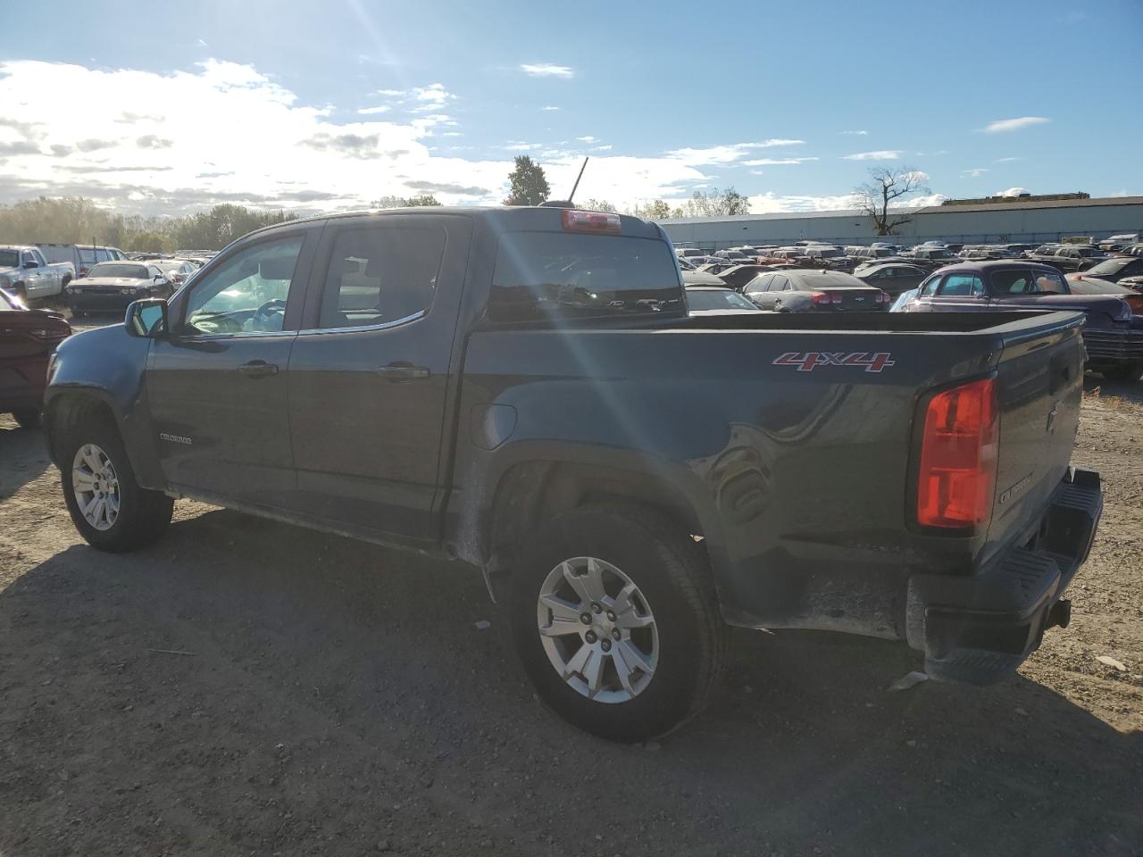 2018 Chevrolet Colorado - Image 2