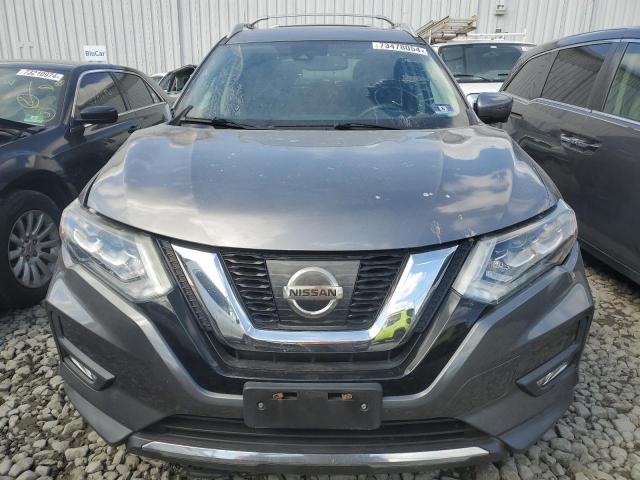  NISSAN ROGUE 2017 Szary