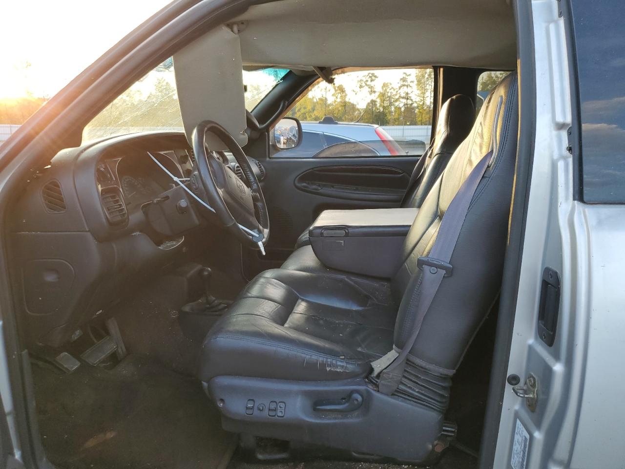 2002 Dodge RAM - Image 7