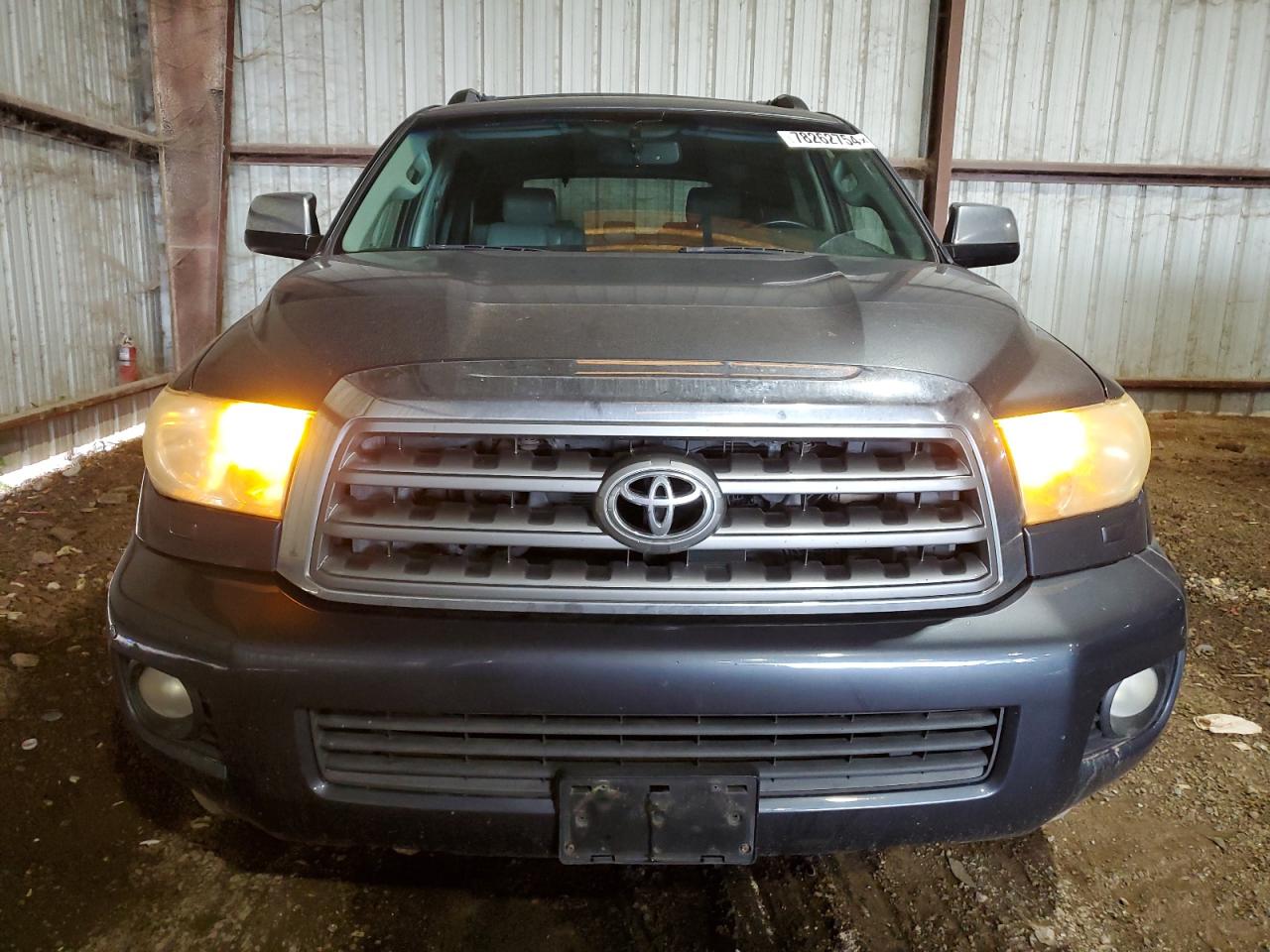 2010 Toyota Sequoia - Image 5