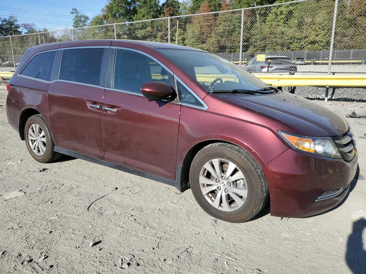 2016 Honda Odyssey - Image 4
