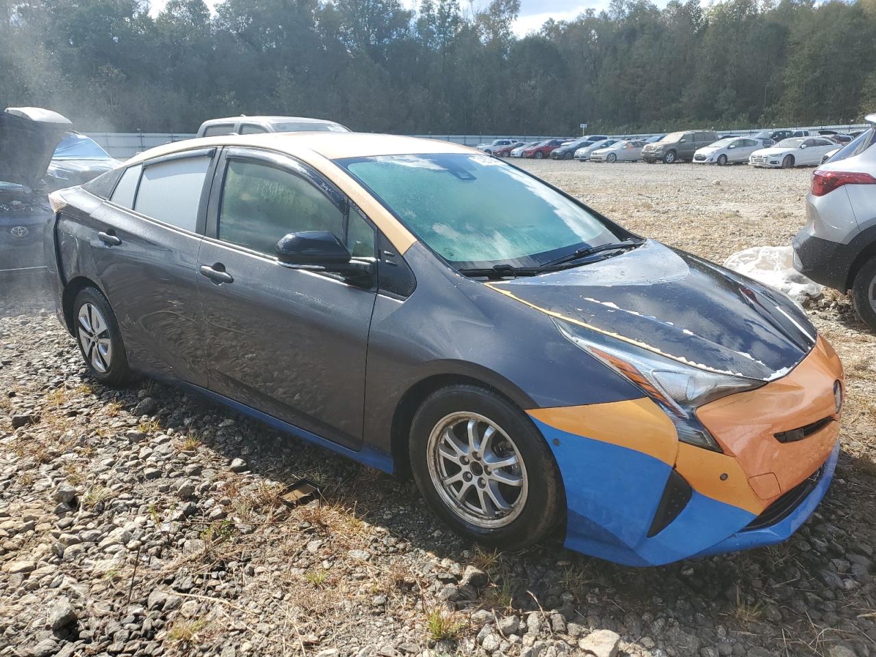 VIN JTDKBRFUXJ3594906 2018 TOYOTA PRIUS no.4