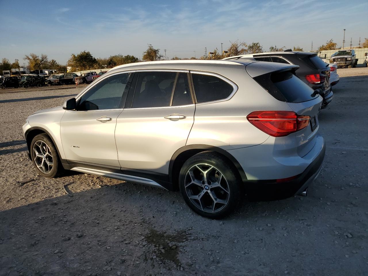 2018 BMW X1 xDrive28I VIN: WBXHT3C34J5L24318 Lot: 77852704