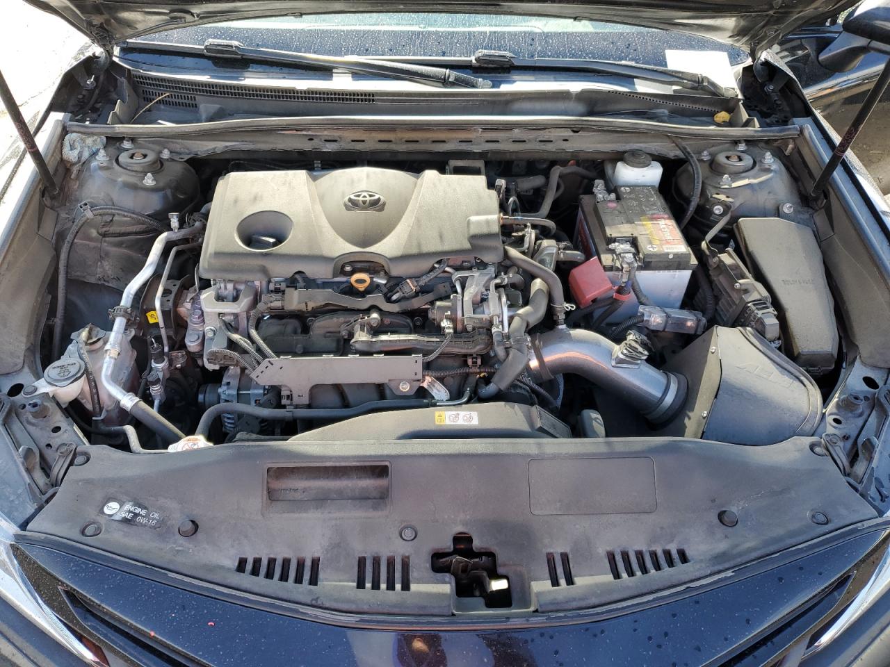 2020 Toyota Camry - Image 12