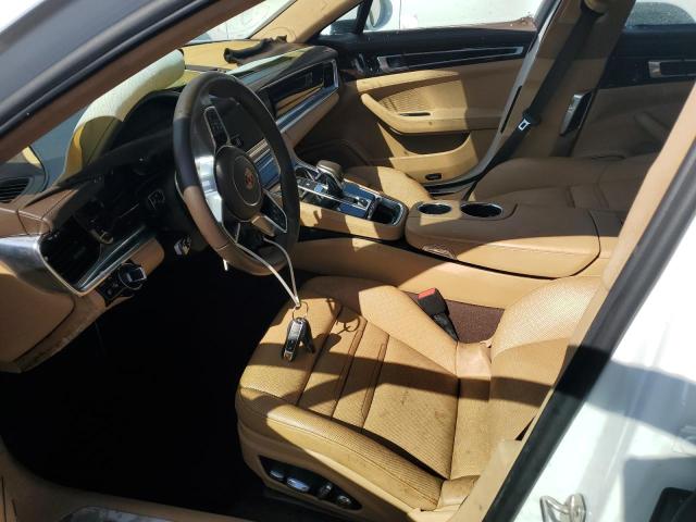 Sedans PORSCHE PANAMERA 2017 White