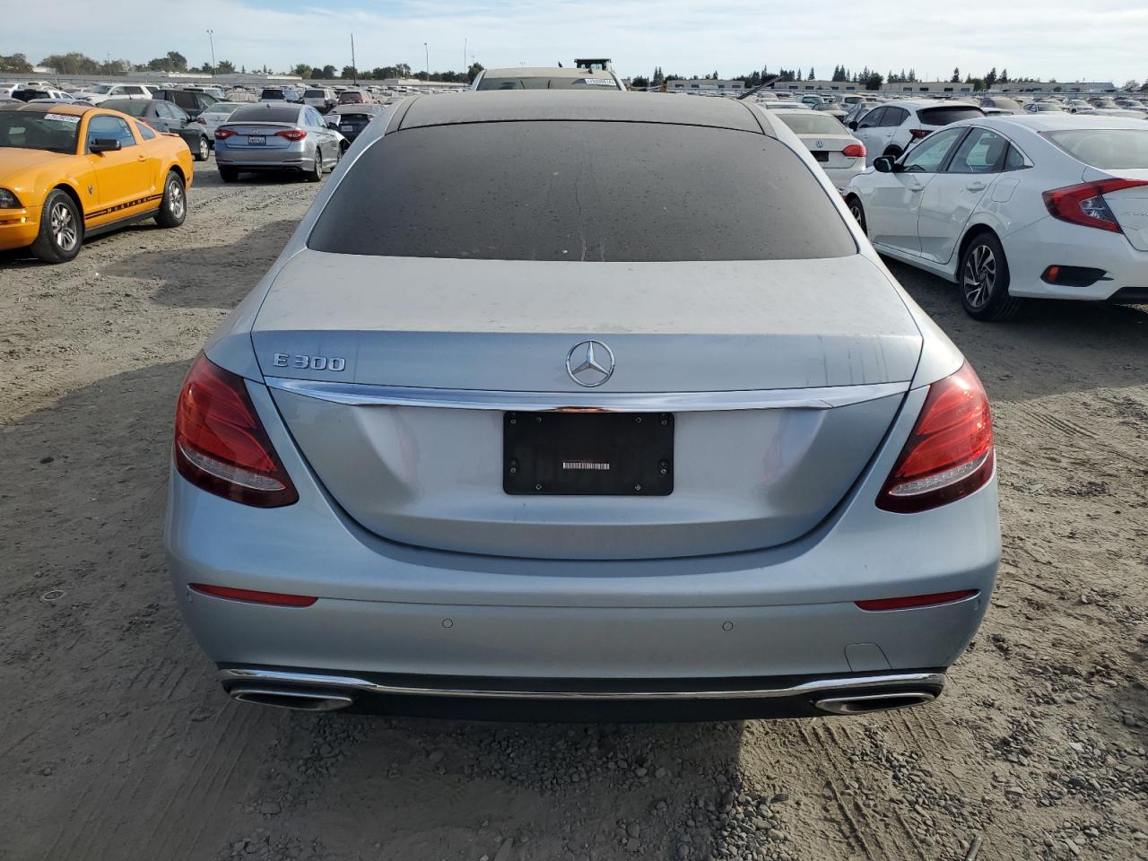 WDDZF4JB3JA483773 2018 Mercedes-Benz E 300