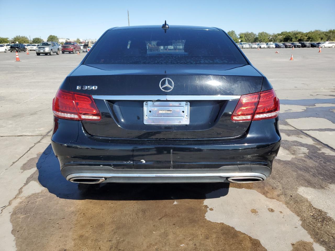 2015 Mercedes-Benz E 350 VIN: WDDHF5KB7FB088402 Lot: 76396494