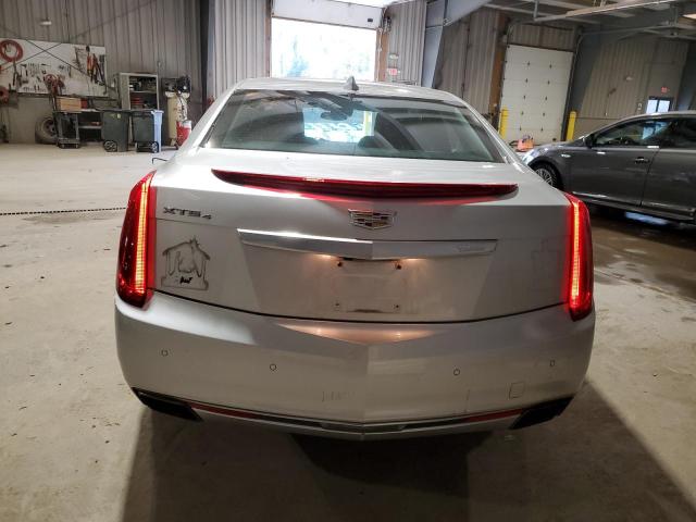  CADILLAC XTS 2016 Srebrny