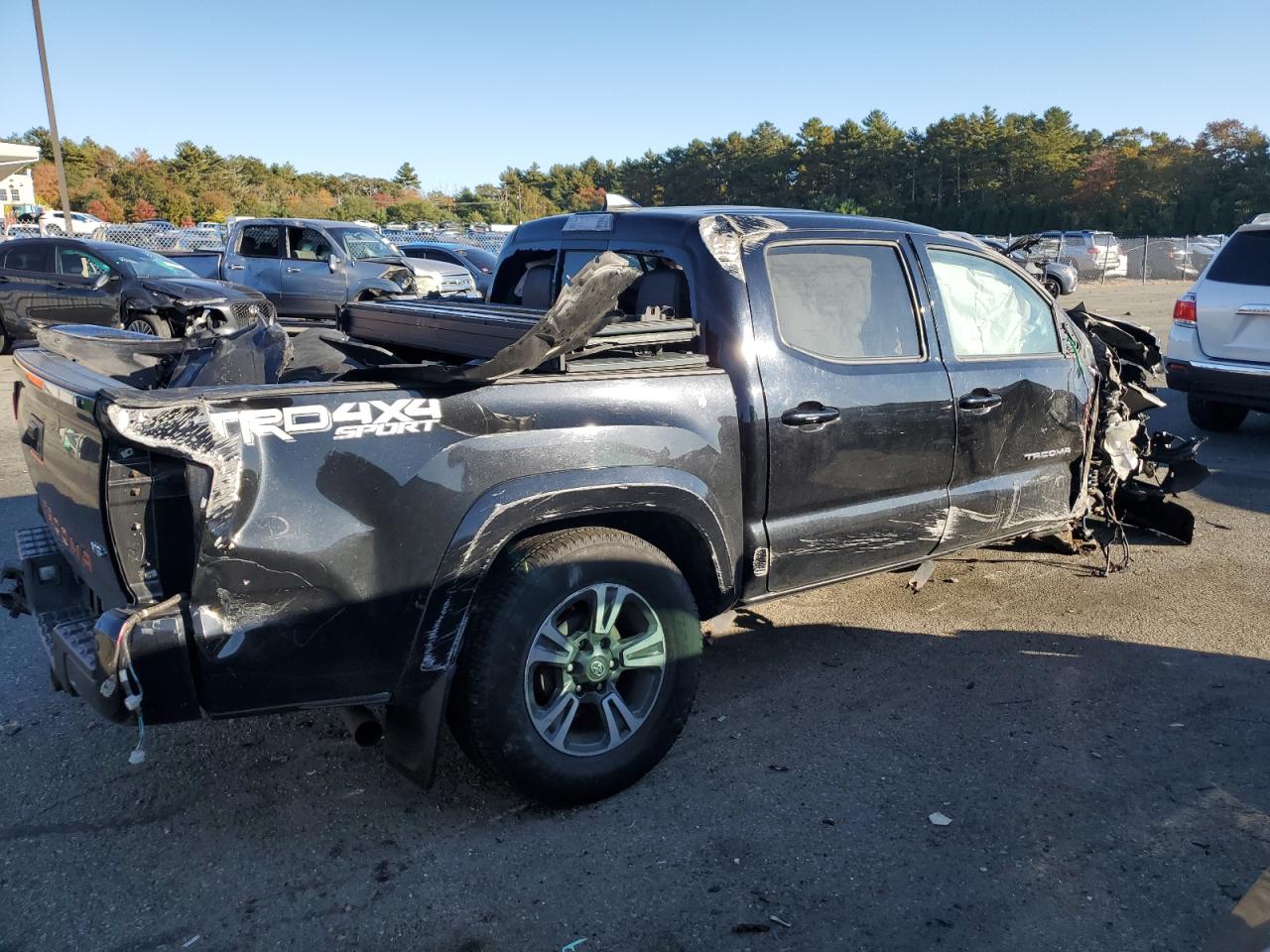 VIN 3TMCZ5AN6JM123133 2018 TOYOTA TACOMA no.3