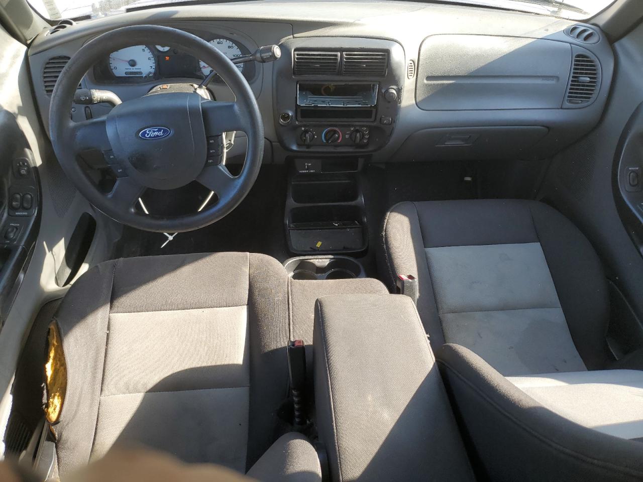2004 Ford Ranger - Image 8