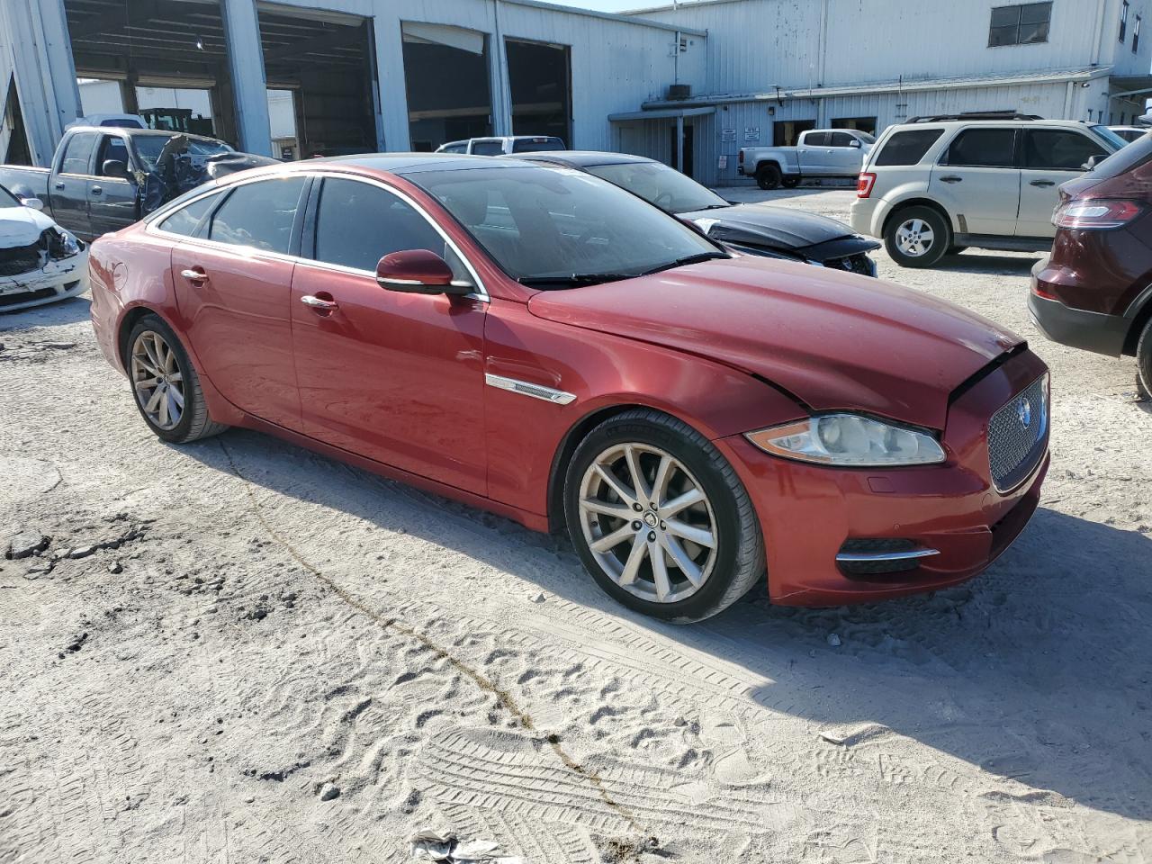 VIN SAJWJ1CD9D8V48888 2013 JAGUAR XJ no.4