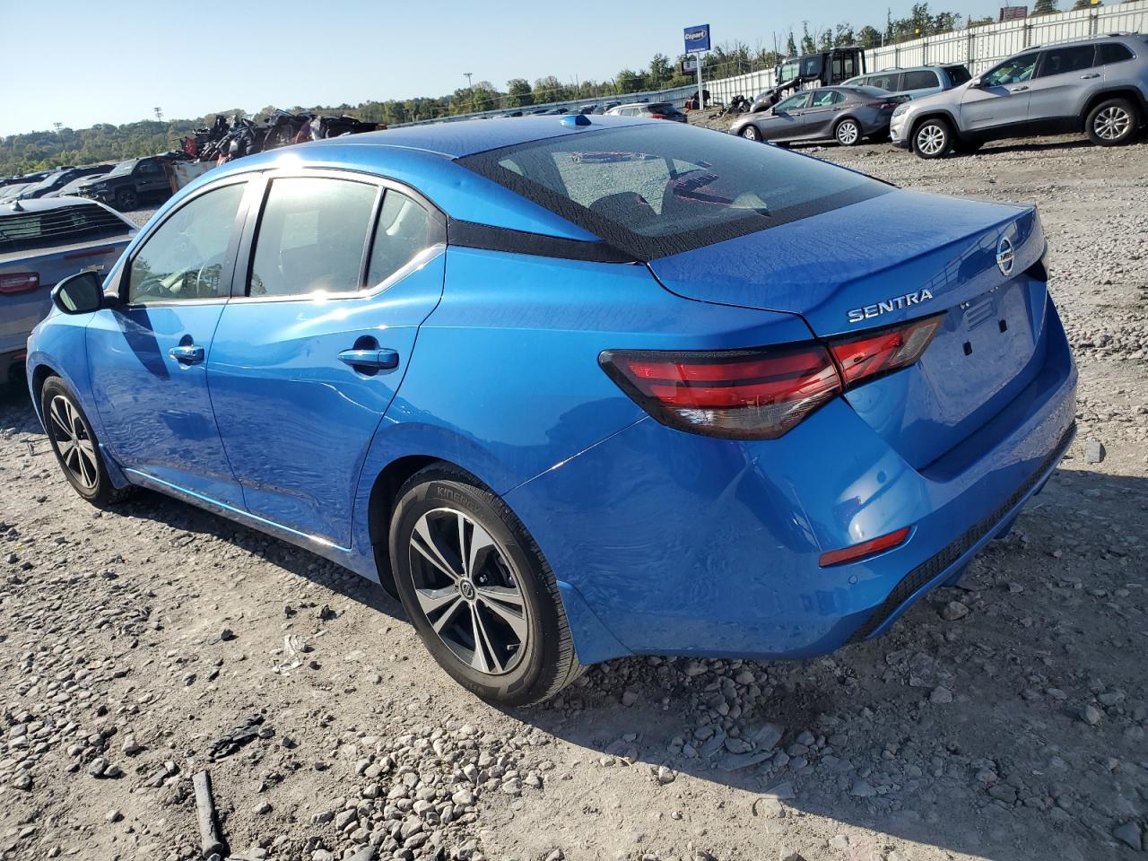 2022 Nissan Sentra - Image 2