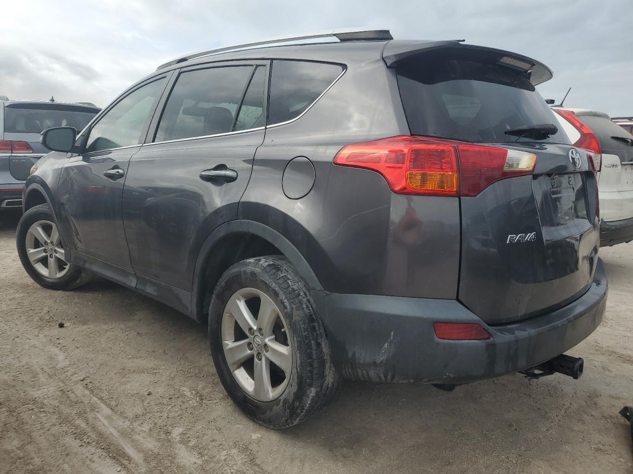 VIN 2T3WFREV3DW007060 2013 TOYOTA RAV4 no.2