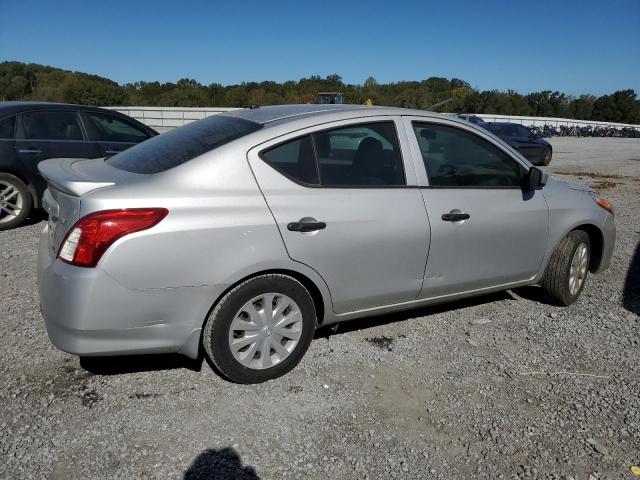  NISSAN VERSA 2018 Silver