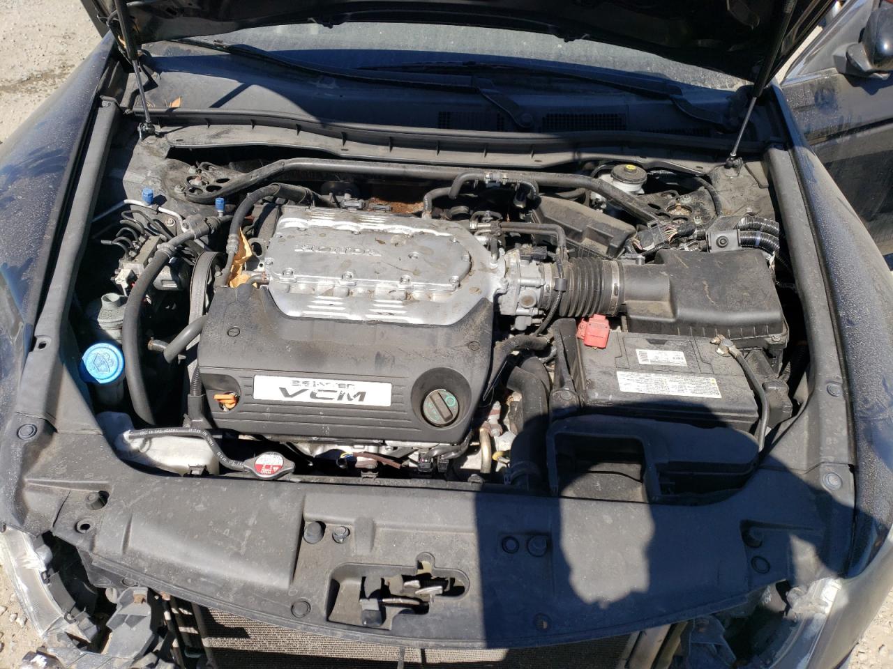 2010 Honda Accord - Image 11