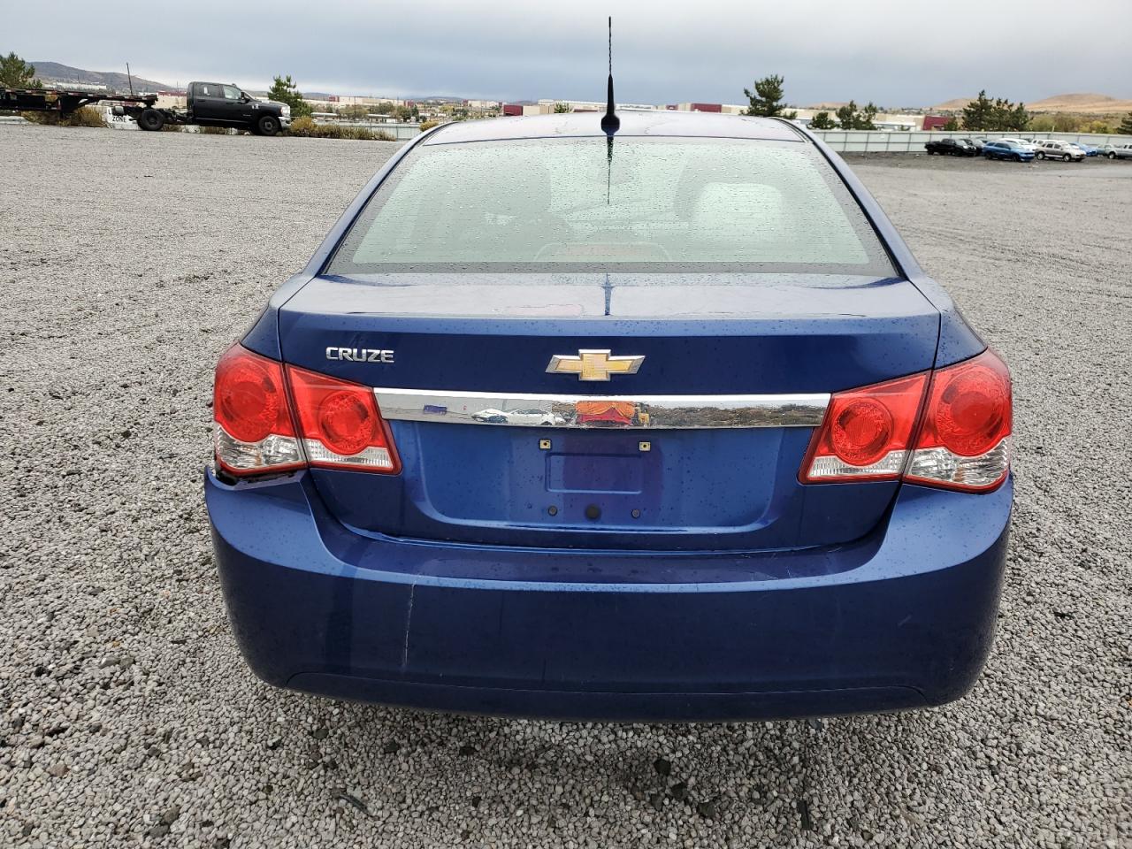 1G1PC5SH7C7358125 2012 Chevrolet Cruze Ls