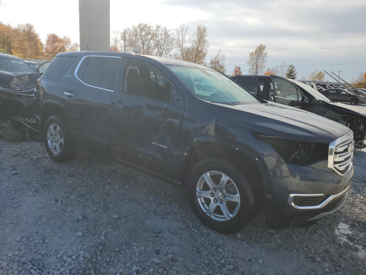 2019 GMC Acadia - Image 4