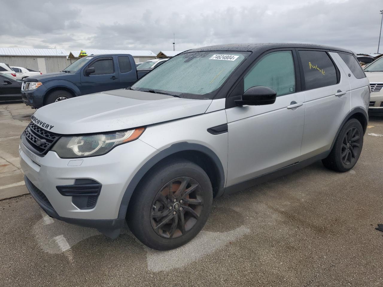 2016 Land Rover Discovery - Image 1