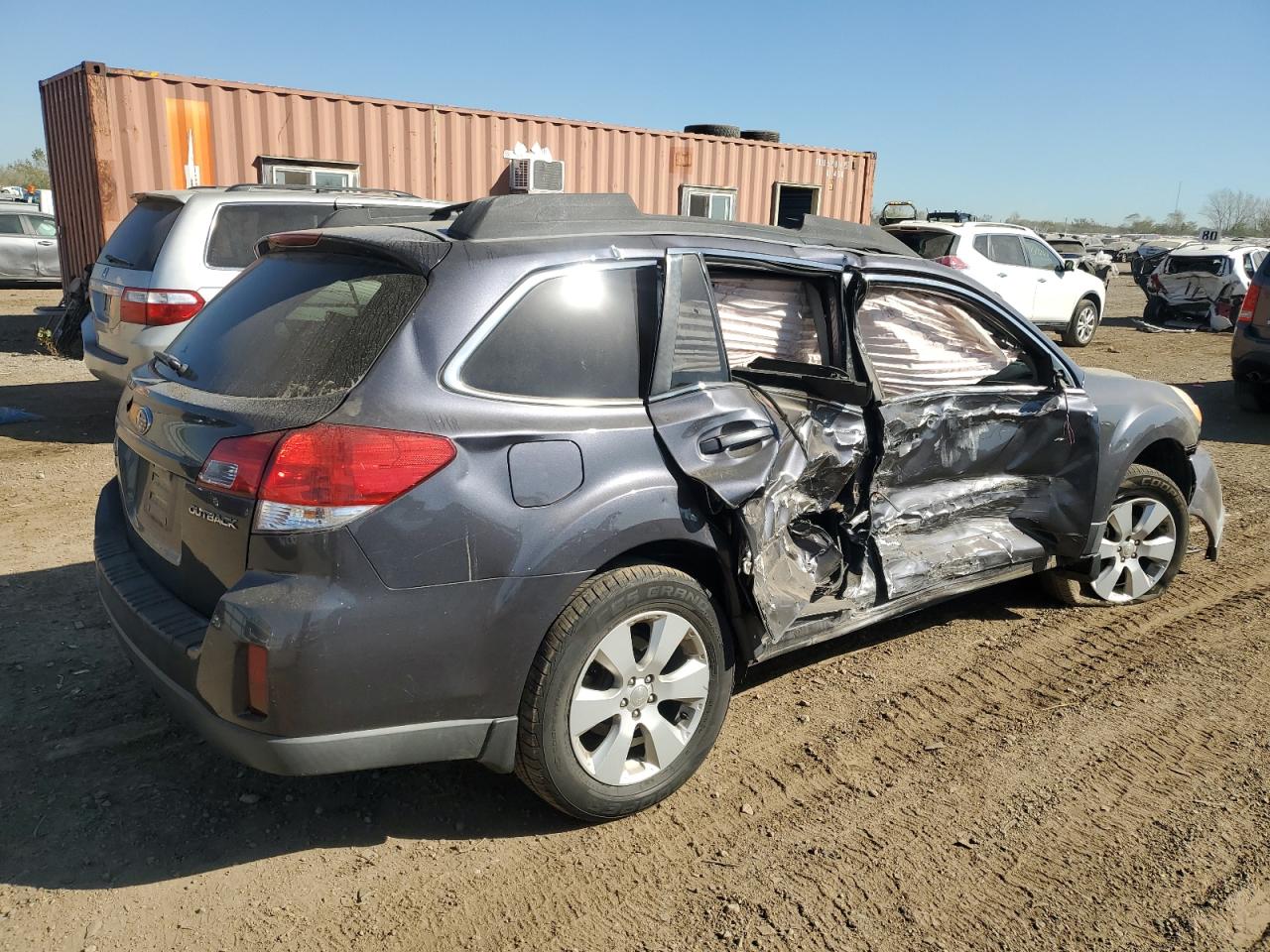 2010 Subaru Outback - Image 3