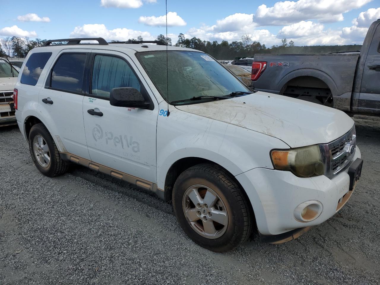 2010 Ford Escape - Image 4