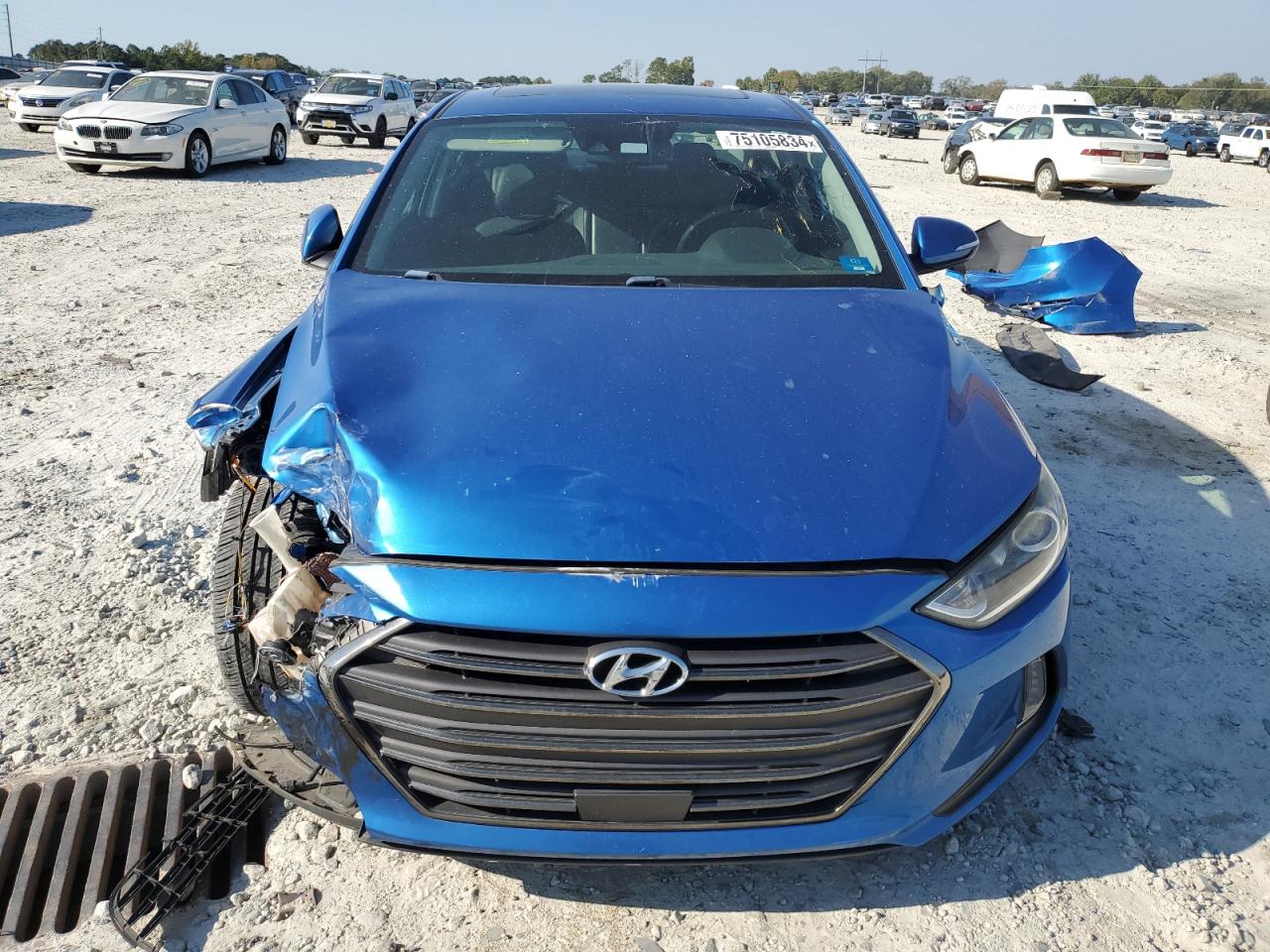 2017 Hyundai Elantra - Image 5