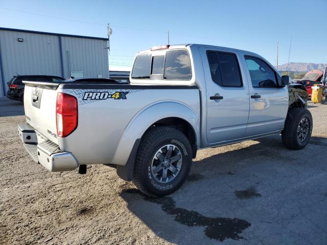  NISSAN FRONTIER 2018 Сріблястий