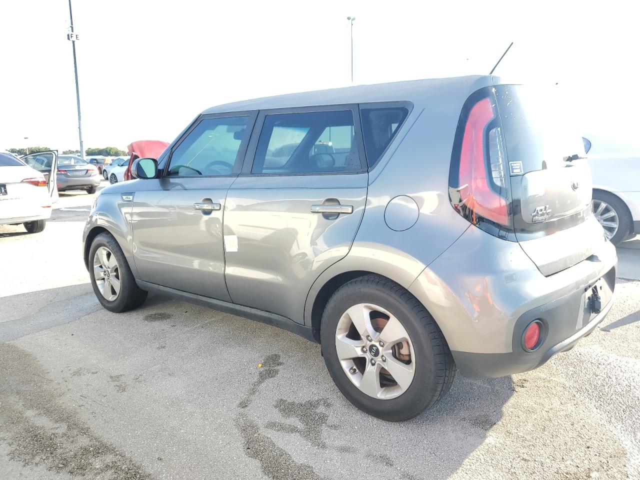 2017 Kia Soul - Image 2