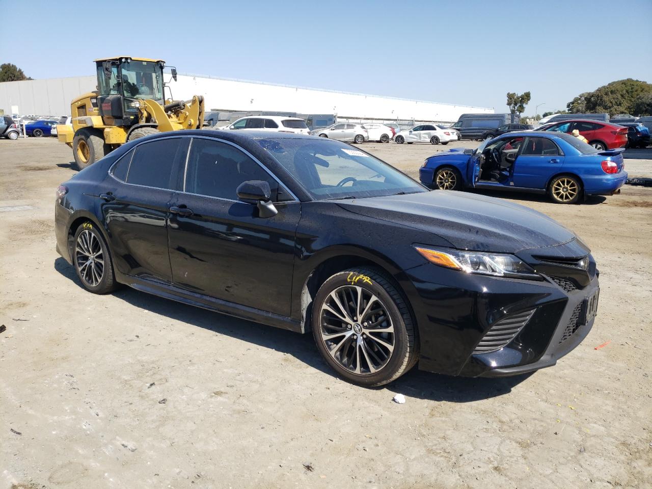 2018 Toyota Camry L VIN: 4T1B11HK1JU130540 Lot: 73303024