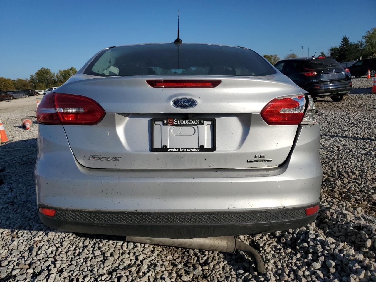 2016 Ford Focus Se VIN: 1FADP3F22GL262236 Lot: 76904364