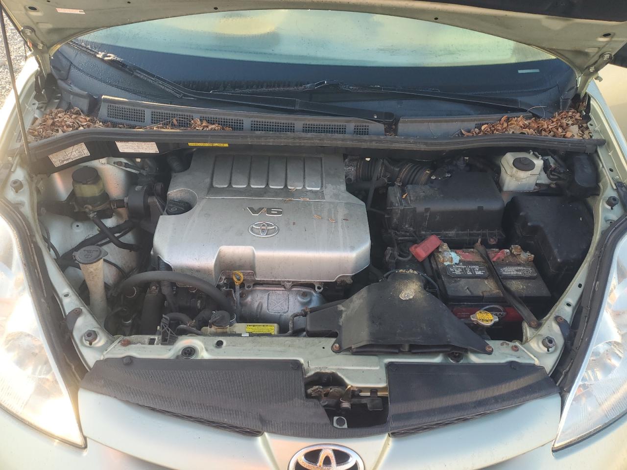 5TDKK4CC9AS300117 2010 Toyota Sienna Ce