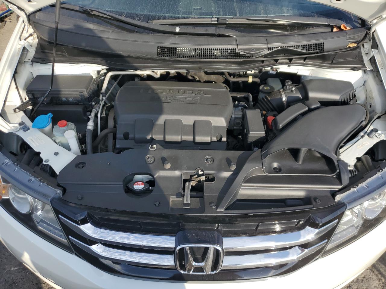 2017 Honda Odyssey - Image 12