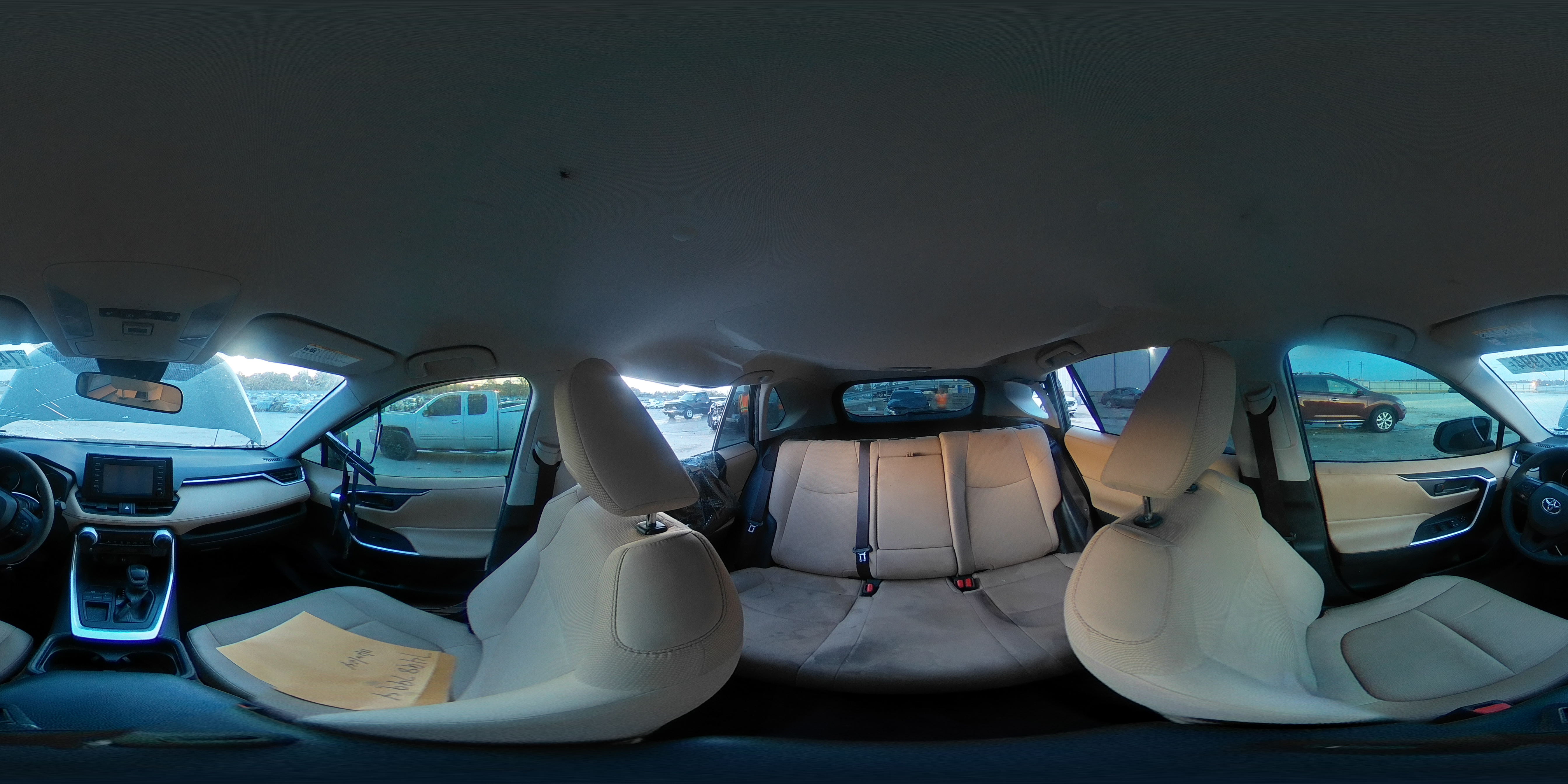 2019 Toyota RAV 4 - Image 15