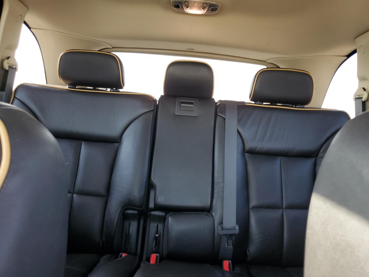 2010 Lincoln MKX - Image 10